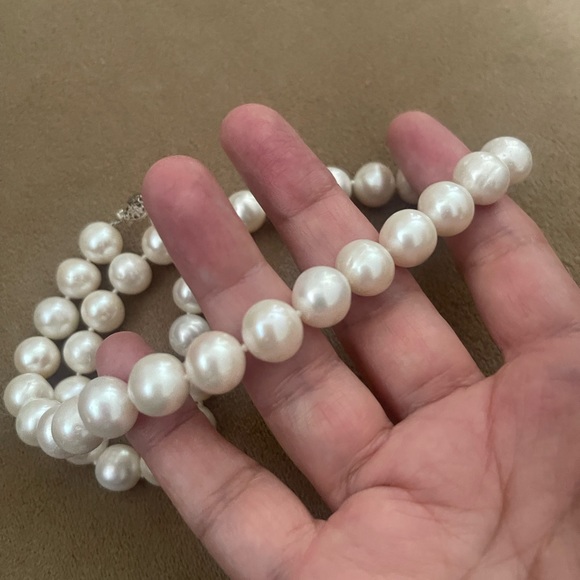 High quality cultured freshwater 11 mm pearl solid sterling silver necklace - Picture 7 of 12